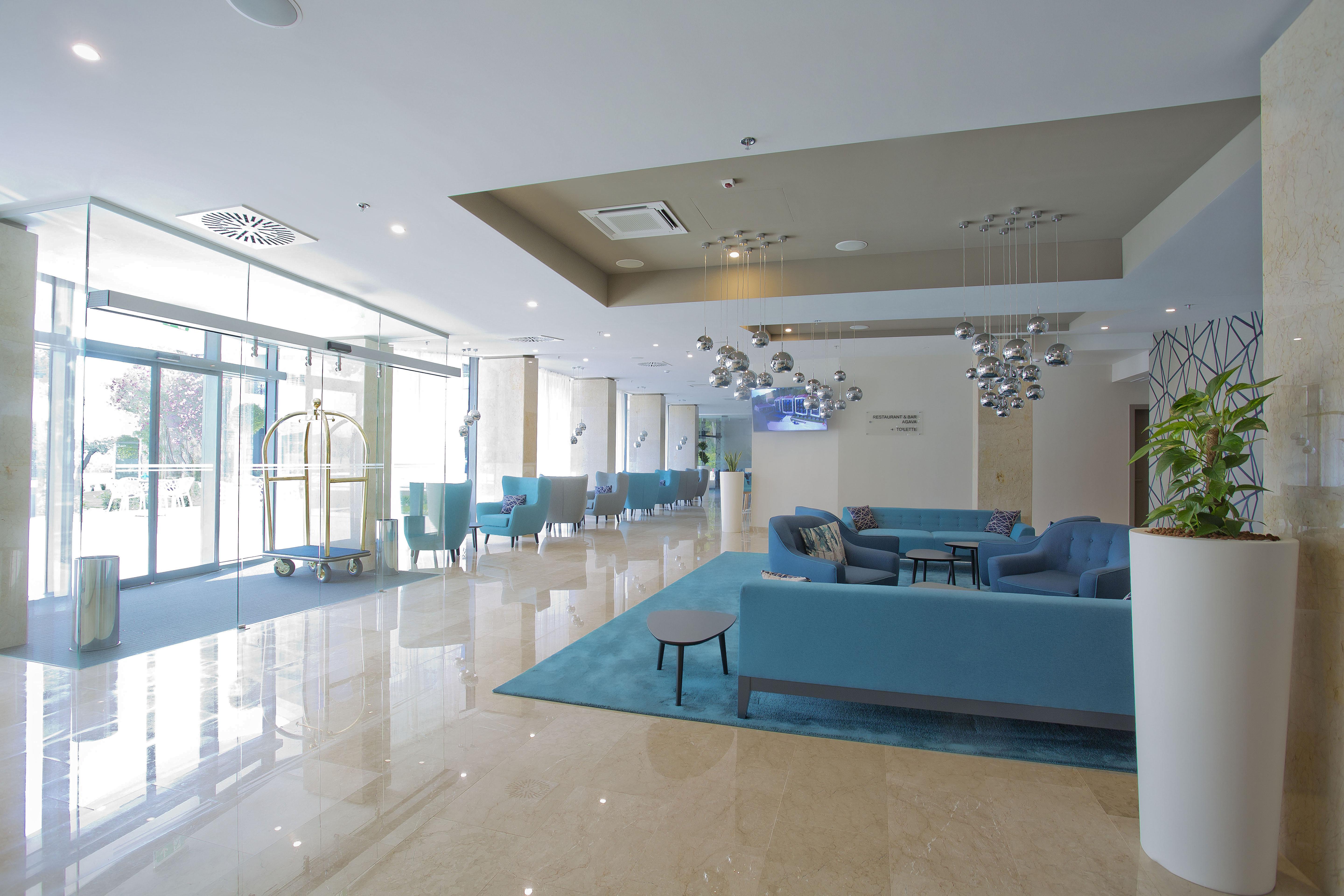 Hotel מליני מראה חיצוני תמונה